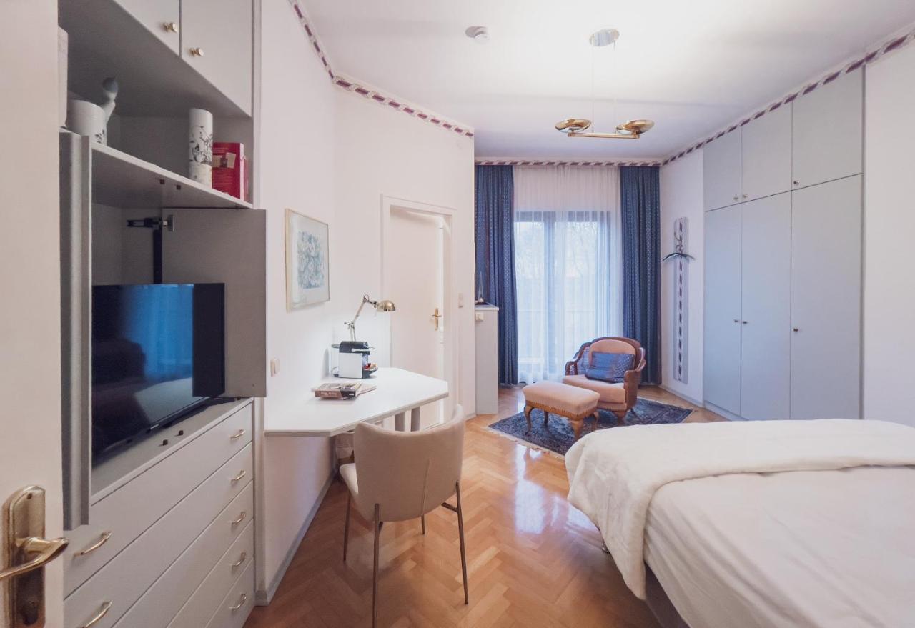 Landhaus Zu Kuerenberg Bergham ภายนอก รูปภาพ